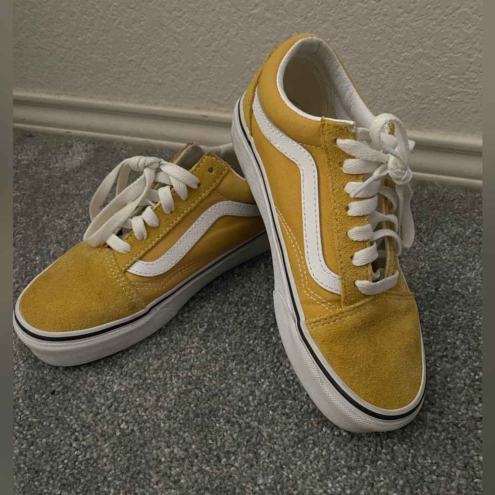 Casual Vans size 5